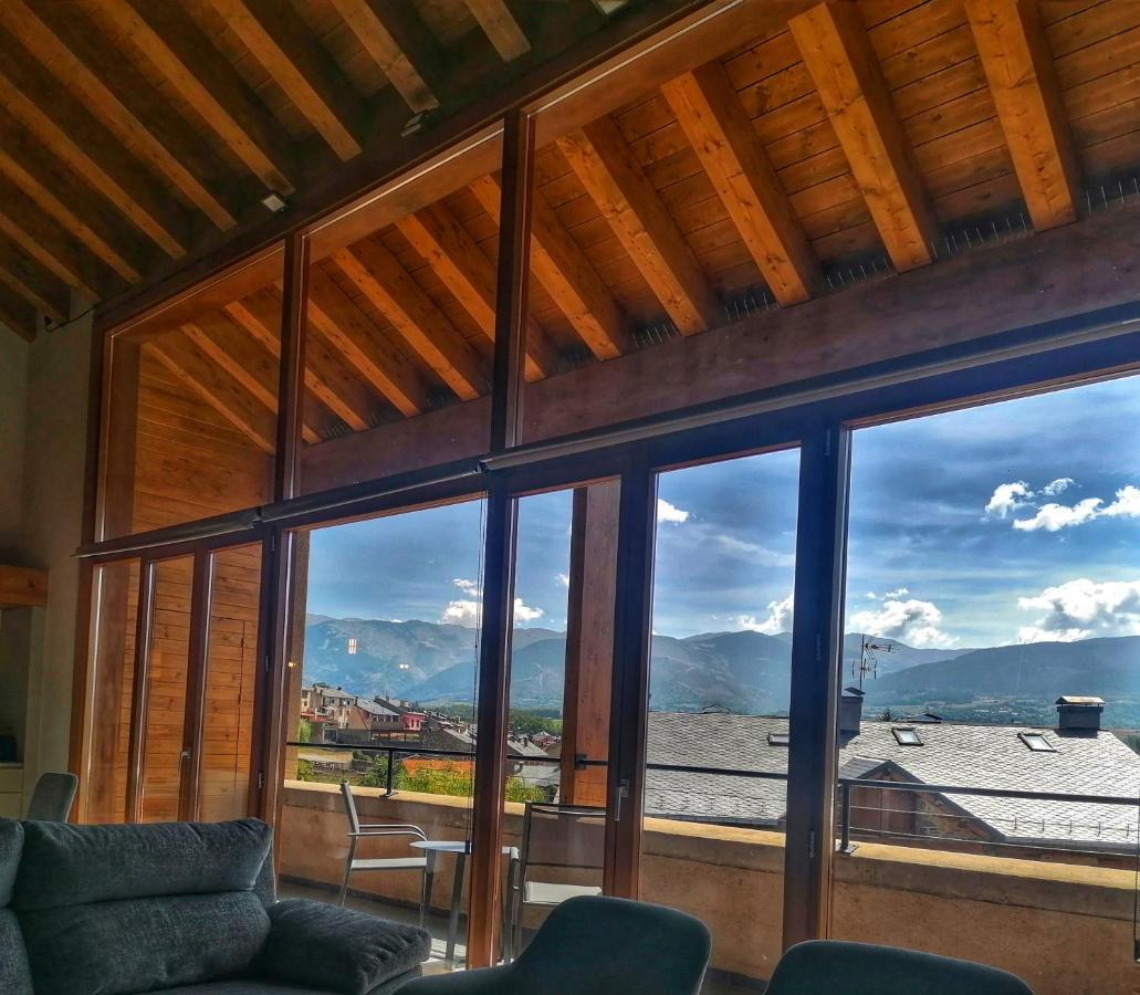 Apartament "El Castell" Casa Rural Cal Rialla Llívia Kültér fotó